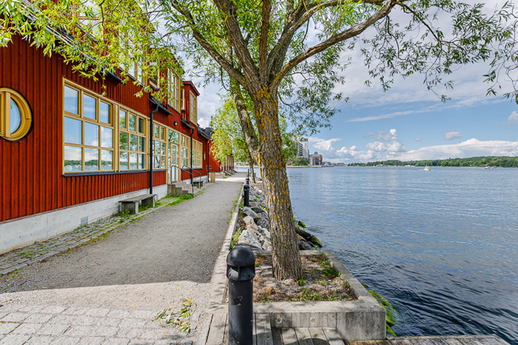 Utsikt från ett av kontoren i Nacka Strand