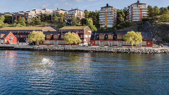 Byggnader och aktiviteter vid Kajen, Nacka Strand